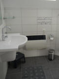 Appartement 3: Duschbad
